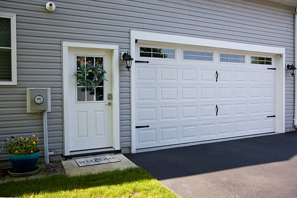 24/7 Emergency Garage Door Panel Replacement experts in Westwood, CA